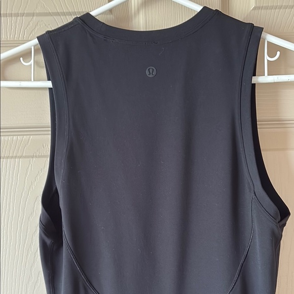 Lululemon All Aligned Midi Dress in black size 6. - Picture 2 of 2